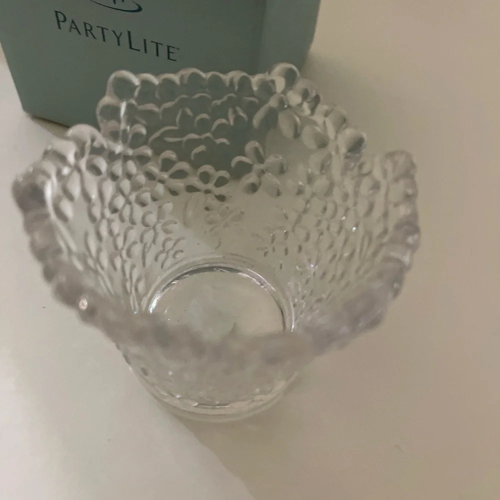 New Crystal Votive Tealight Candle Holder, 3 3/4" PartyLite - Picture 5 of 7